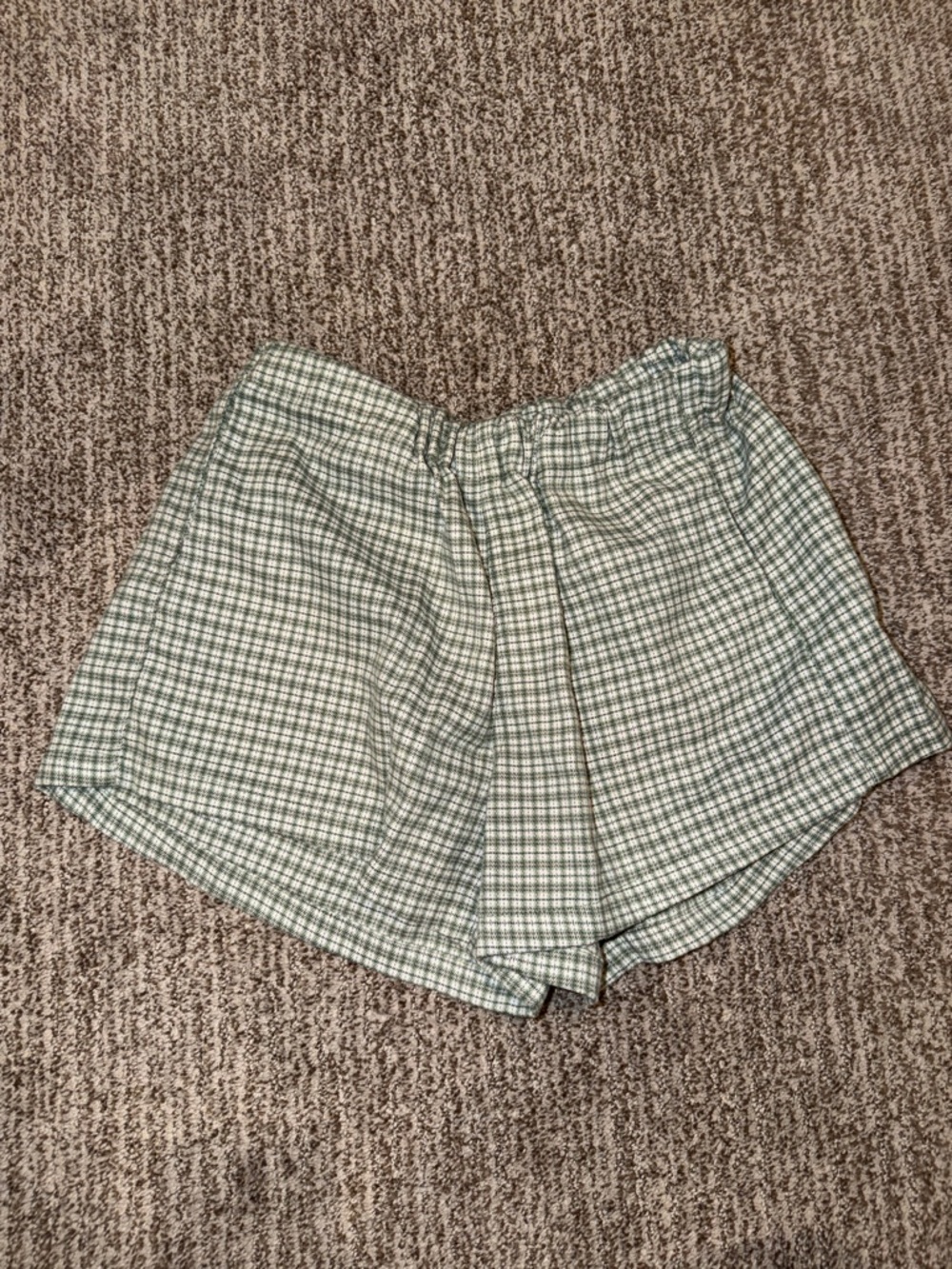 Brandy Melville Plaid Women’s Shorts - Green